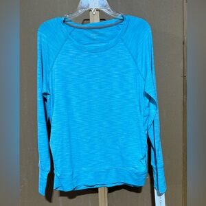 NWT CALVIN KLEIN PERFORMANCE LONG SLEEVE TOP MEDIUM